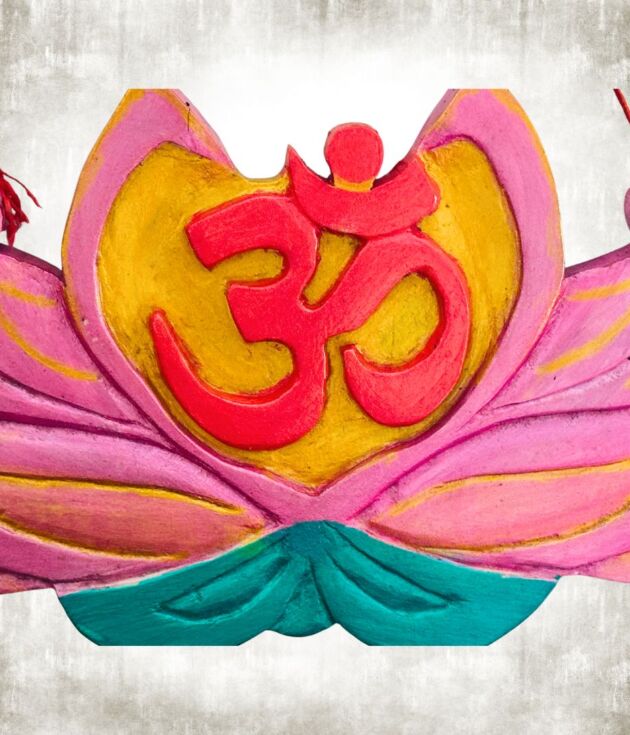 Lotus Aura Om (3)